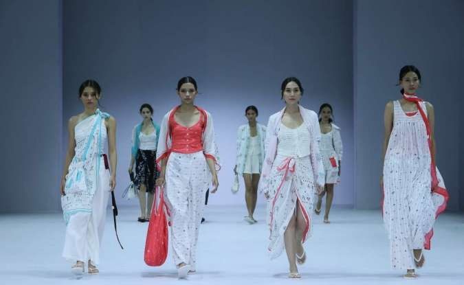 Tren Fashion Tahun Ini Untuk Semua Usia