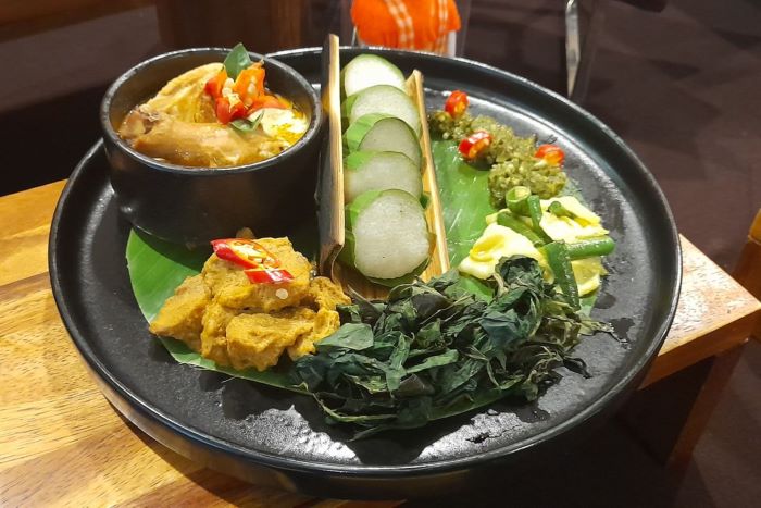 Ragam Makanan Tradisional Kembali Menarik Perhatian